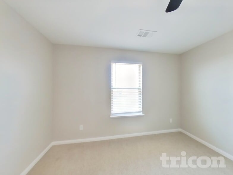 Building Photo - 206 Lewis Ln