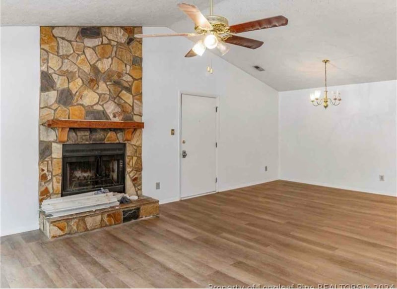 Building Photo - 1904 Tryon Dr