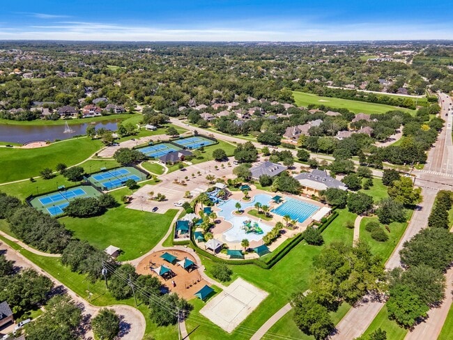 Building Photo - 8702 Stowe Creek Ln