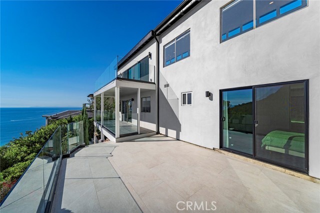 Building Photo - 685 Nyes Pl