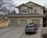 Building Photo - 3 Bed 2.5 Bath Townhome For Rent!