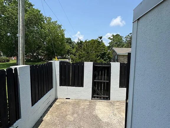Building Photo - 4807 Little River Rd