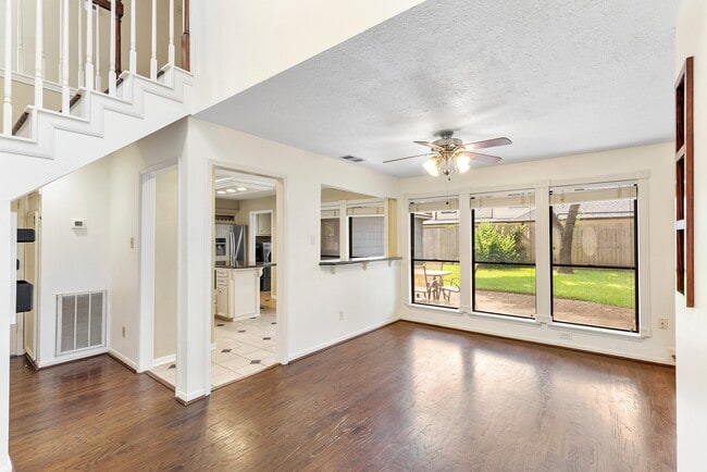 Building Photo - 15107 Easton Park Dr