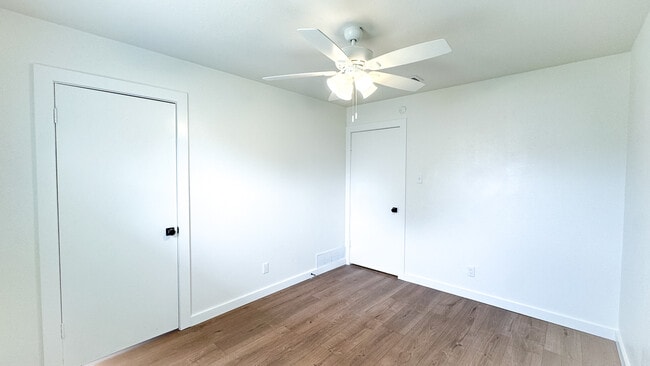 Building Photo - 8421 Randy Dr