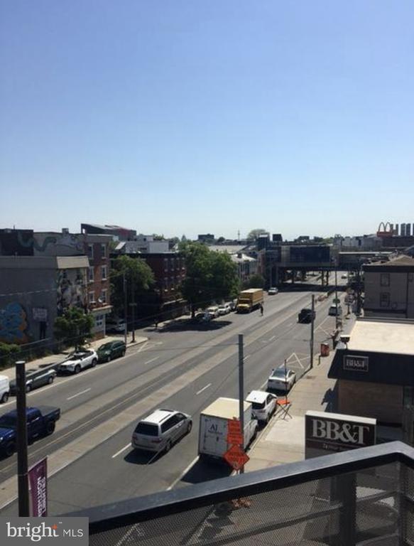 Building Photo - 148-50 W Girard Ave