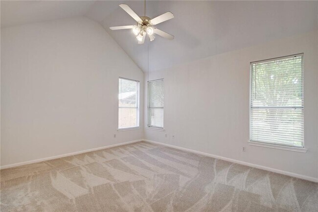 Building Photo - 1801 Hickory Ridge Cove