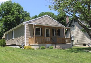 Building Photo - Newly Renovated 3 Bedroom Home