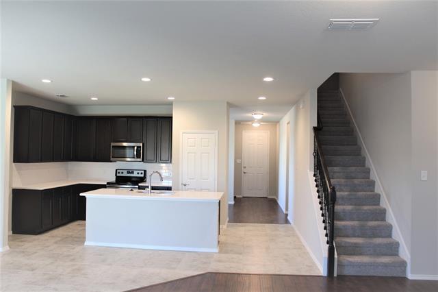 Building Photo - 5529 Las Lomas Ln