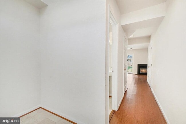 Building Photo - 105 Galway Ln