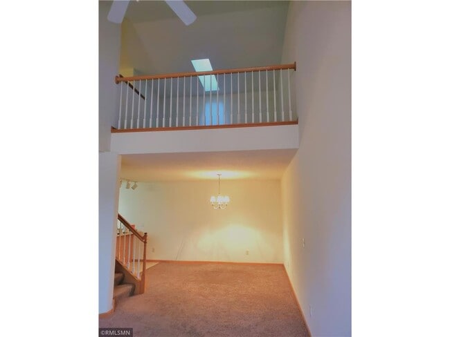 Building Photo - 1902 Aster