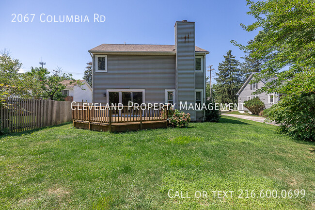 Building Photo - Spacious and Updated Colonial