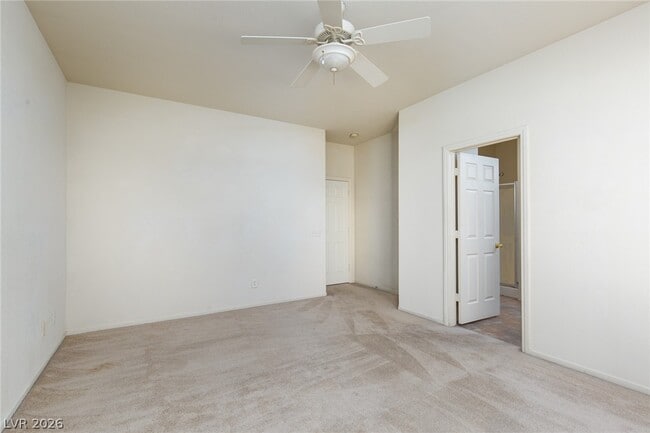 Building Photo - 10991 Pumpkin Ridge Ave