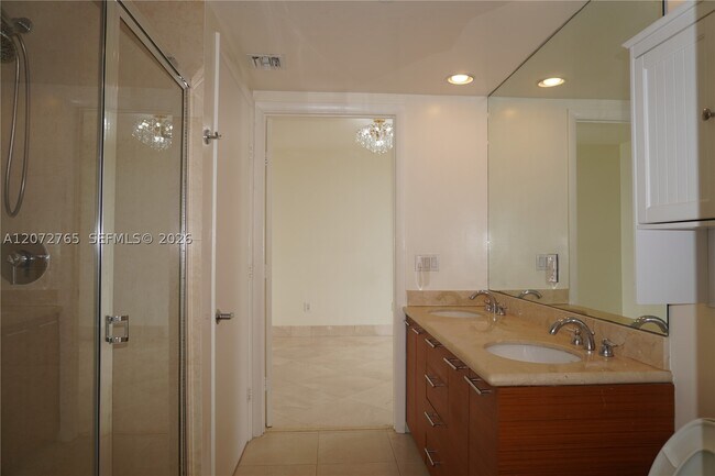 Building Photo - 50 Biscayne Blvd