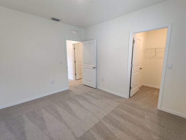 Building Photo - 7527 Cypress Walk Dr