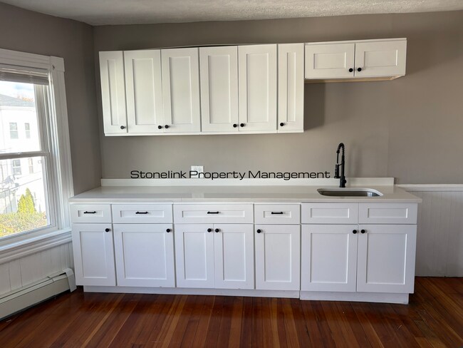 Building Photo - *65 W Cole Street