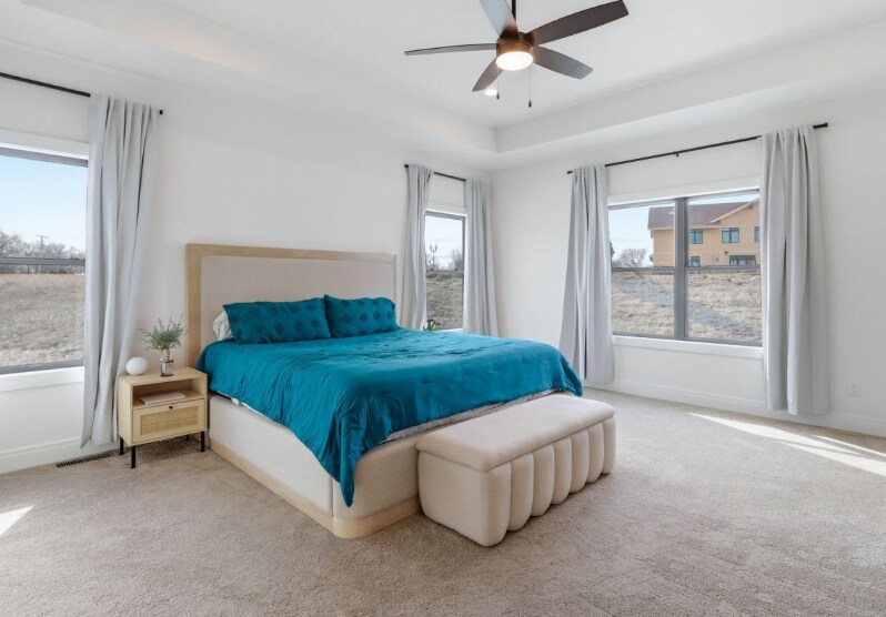 Building Photo - 1 Country Club Ct