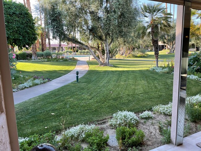 Building Photo - Fully Furnished Annual Lease Available