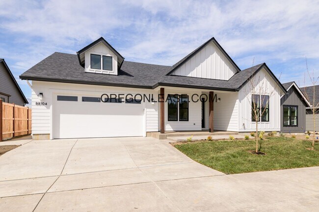 Primary Photo - Gorgeous New Construction in Brand New Ven...