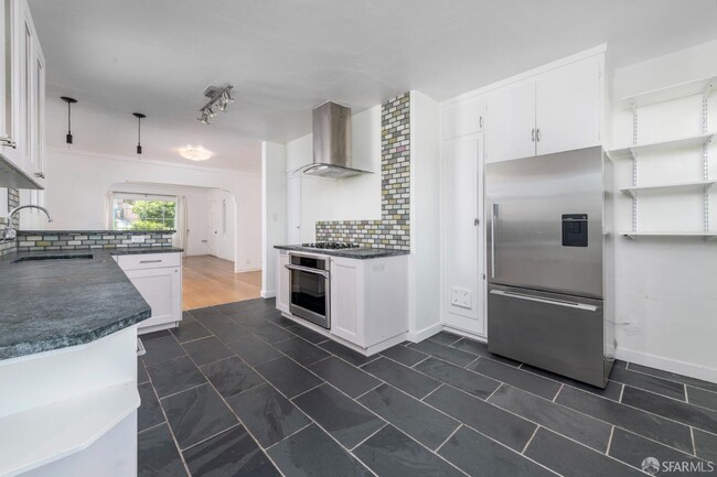 Building Photo - 3319 Herrier St