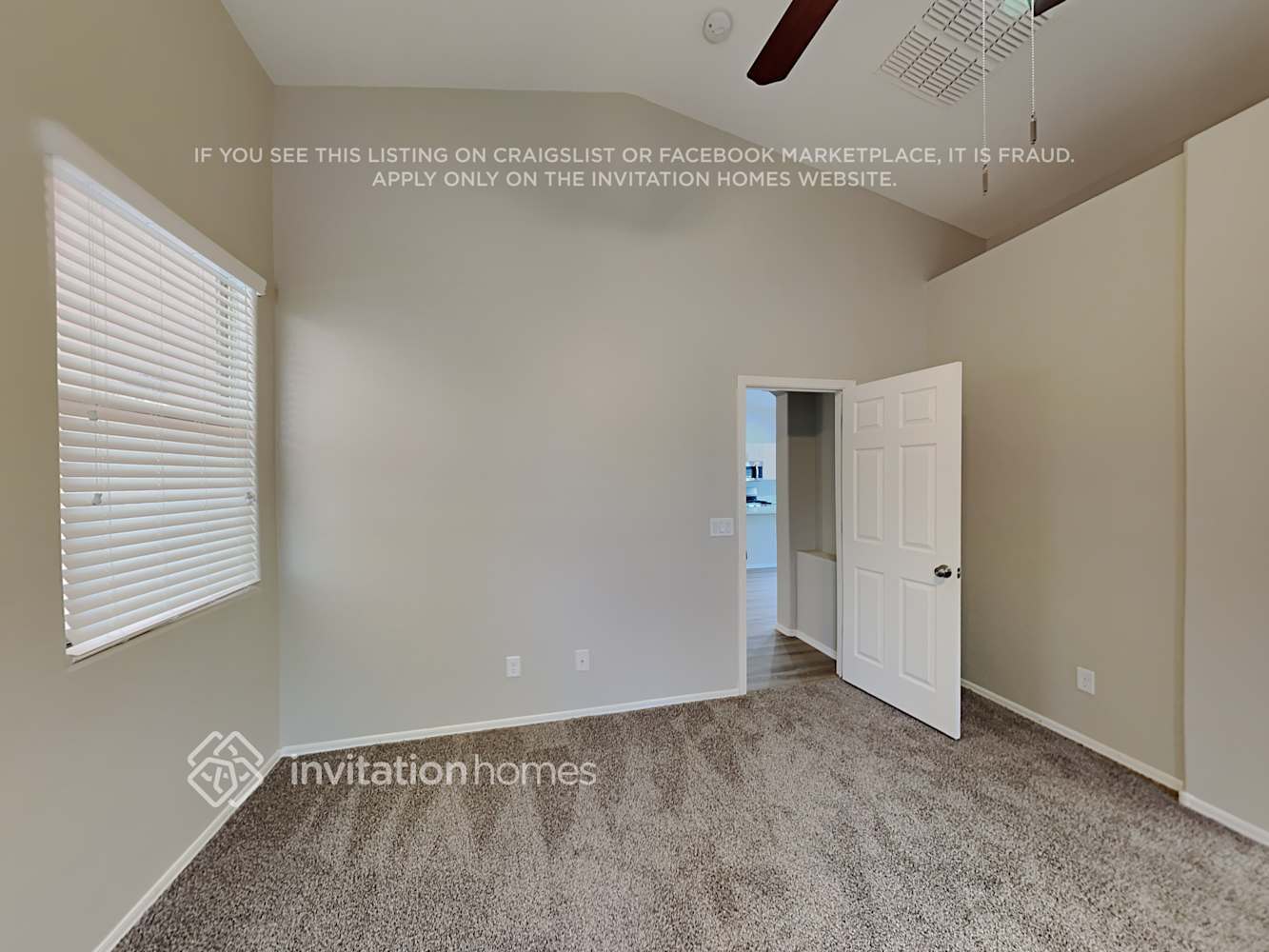 Building Photo - 6428 S 37th Ln