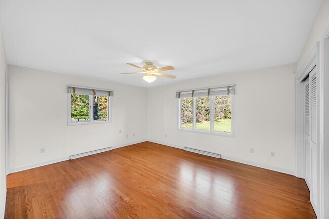 Building Photo - 6271 N 525 W