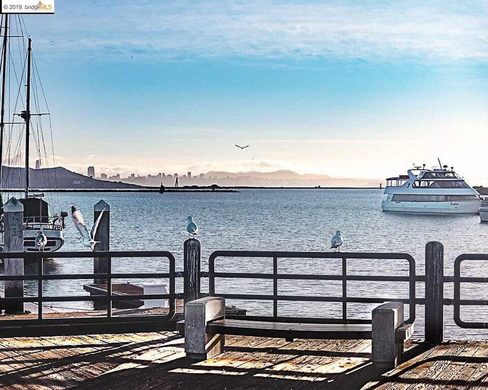 Building Photo - 140 Marina Lakes Dr