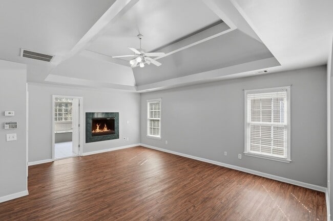 Building Photo - 2927 Arbor Creek Ln