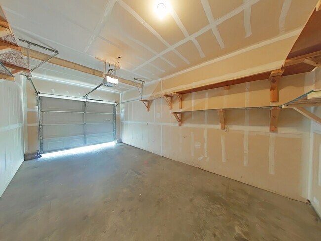 Building Photo - 2491 Wheeler Dr