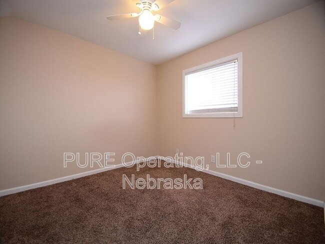 Building Photo - 612-616 N 46 St