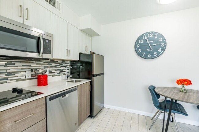 Building Photo - Move in Today @ The Spoke Peachtree Corners-Specials are Limited Time Only! 678-535-9535