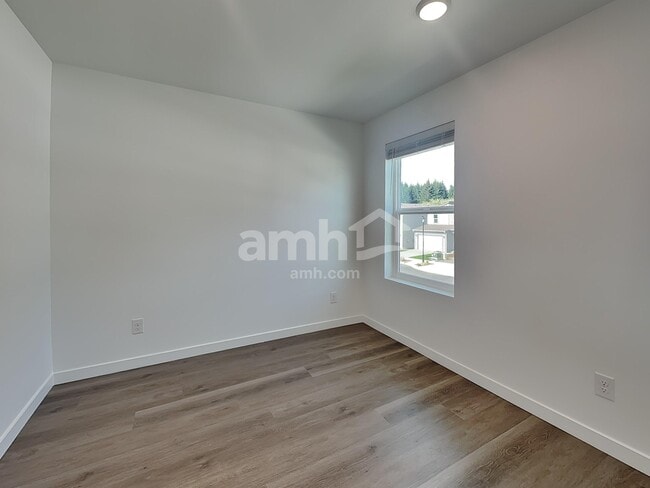 Building Photo - 8918 54th Ave SE