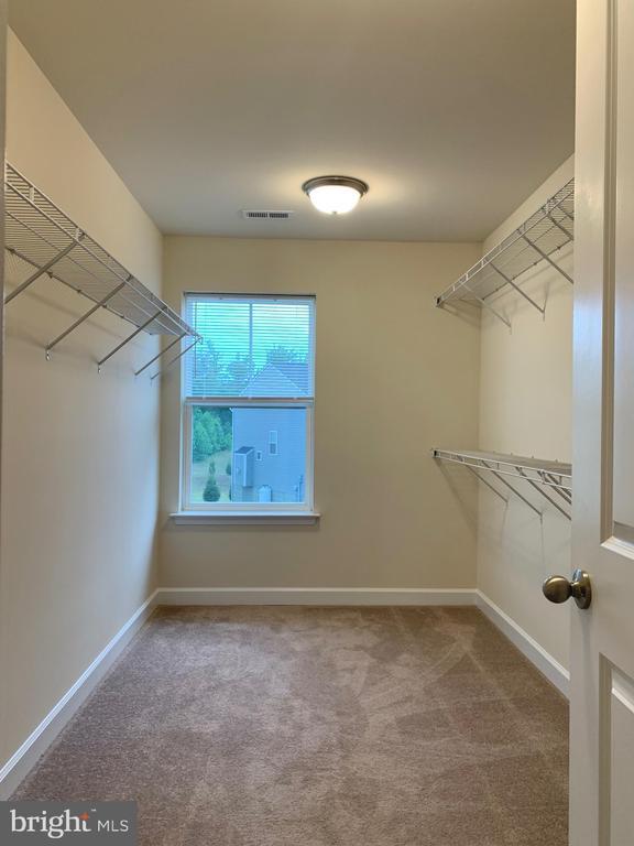 Building Photo - 6909 Lunette Ct