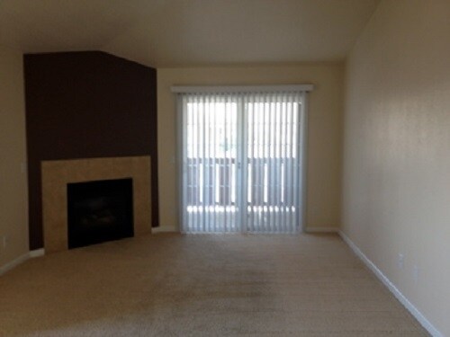 Building Photo - 1301 Lake Cir