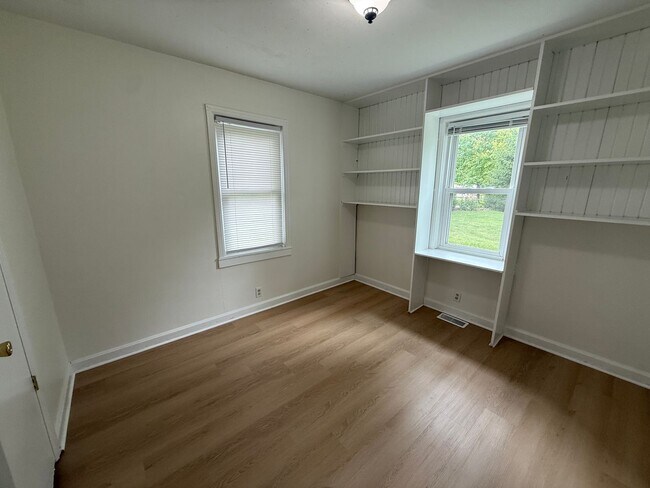 Building Photo - 700 N Kettner Dr