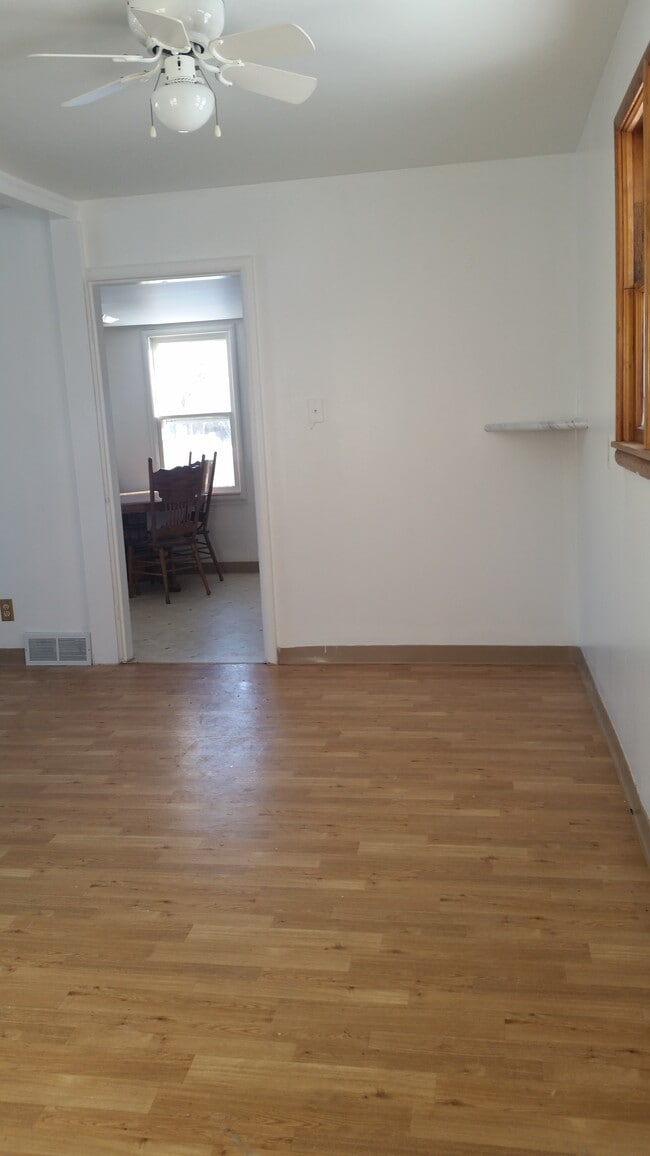 Building Photo - 31 2nd St NW