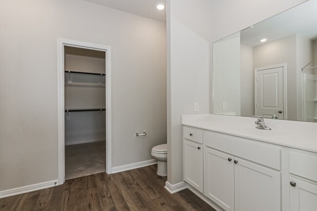 Building Photo - 417 Sunny Highlands Dr