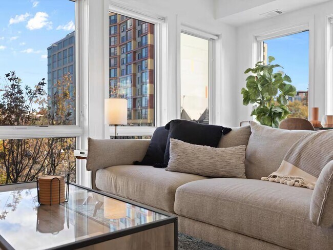 Building Photo - 14 P St NW