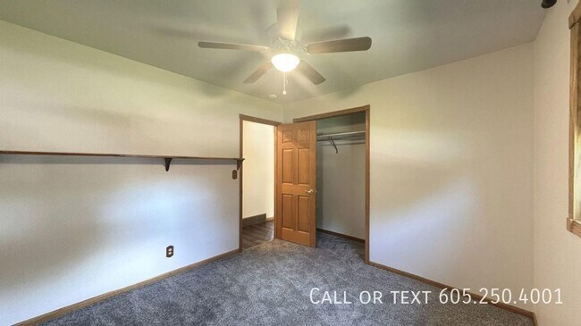 Building Photo - Spacious, Stylish, and Convenient Living