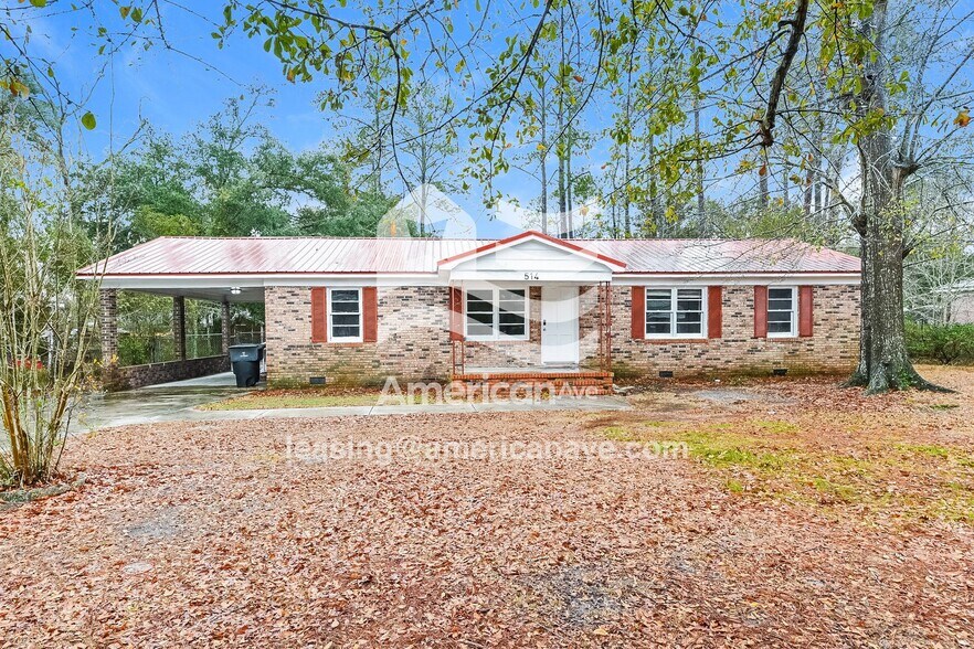 Primary Photo - 514 Warren St