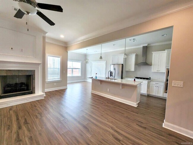 Building Photo - 8506 Melbourne Way