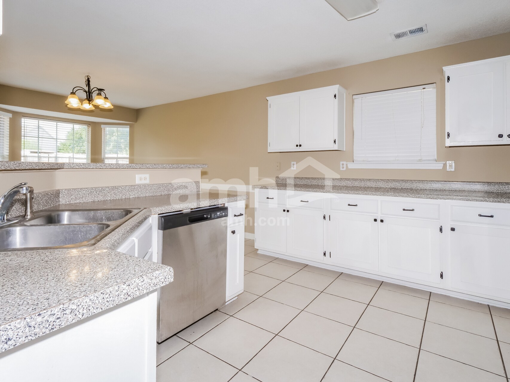 Building Photo - 11642 Mahogany Dr