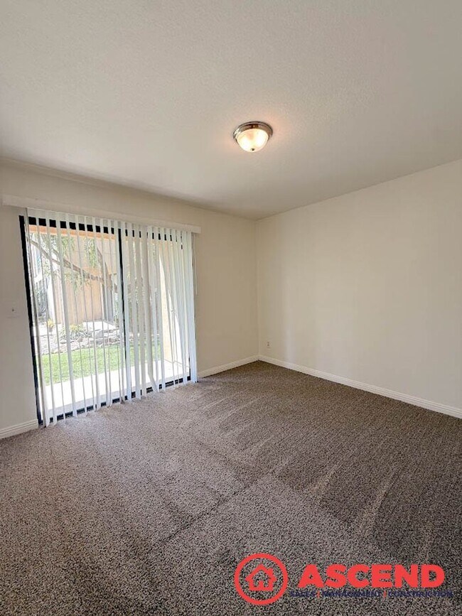 Building Photo - Move-In Special for Memorial Day! Deposit Gets You In — Hurry, Offer Ends 5/26
