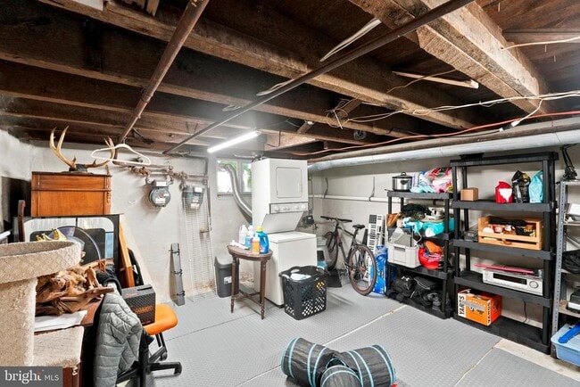 Building Photo - 402 Durfor St