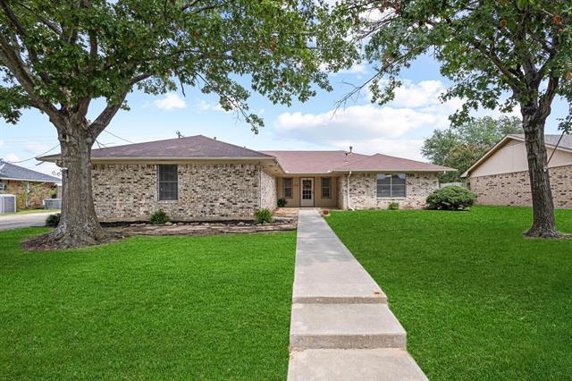 Primary Photo - 216 Red River Dr