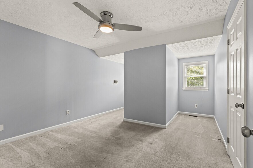 Bedroom 2 - Upstairs - 1105 Jonestown Ln