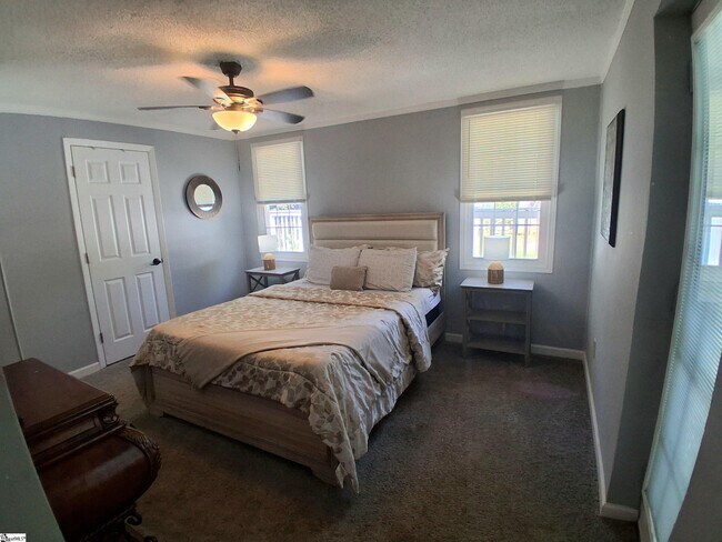 Building Photo - 506 Pinckney St