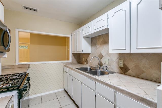 Building Photo - 408 Price Dr