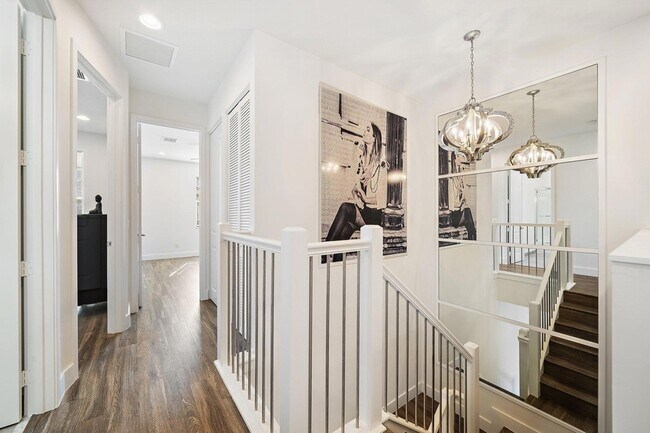 Building Photo - 4925 Pointe Midtown Way