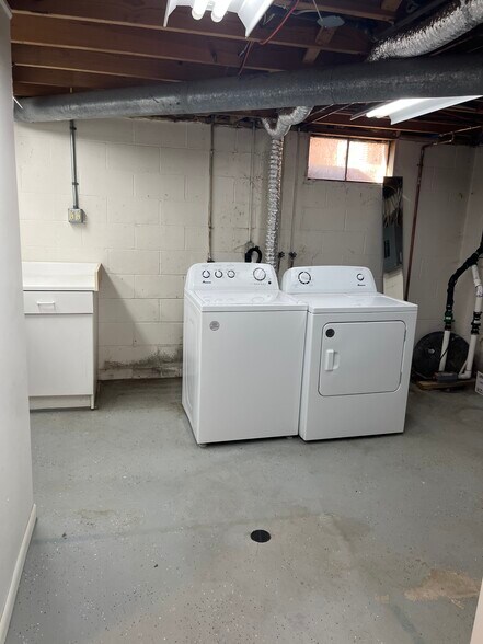 Building Photo - 1967 Slaton Ct