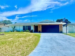 Building Photo - 13940 Antigua Dr